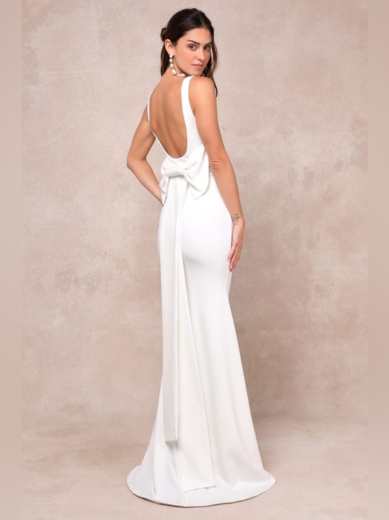 Lulus Dresses & Skirts - Lulus White Open Back Bow Mermaid Maxi Gown S NWOT Bridal Wedding Formal